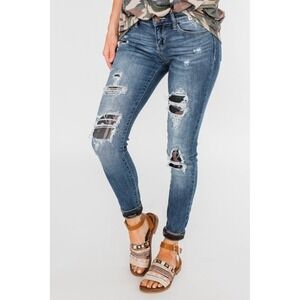 Judy Blue Skinny Jeans Women 9/29 Distressed Stretch Camo Patch Cuff Mid Rise